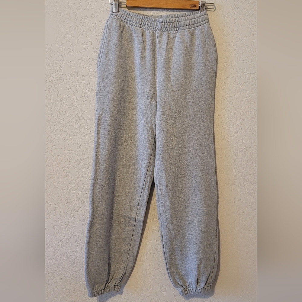 Uniqlo Light Gray Sweatpants